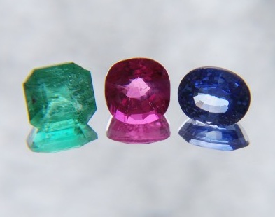 色石の買取・査定について